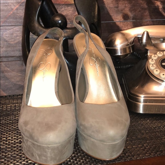 Jessica Simpson Shoes - Sexy Sling Back Heels!